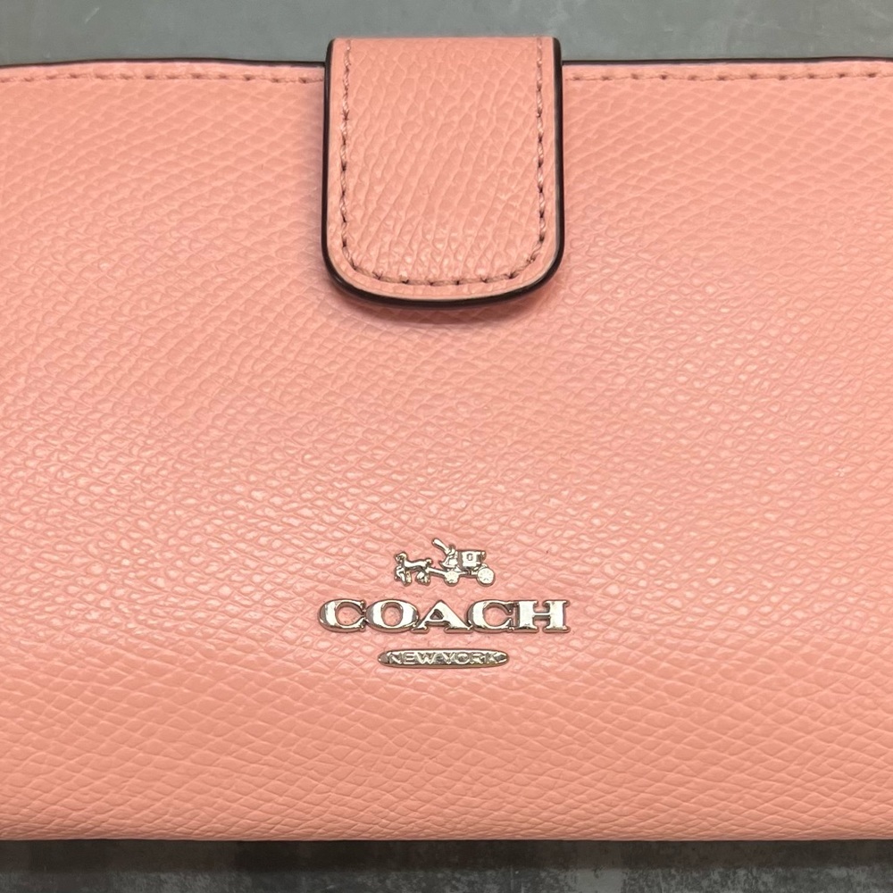 Coach Medium Corner Zip Wallet Petal Pink